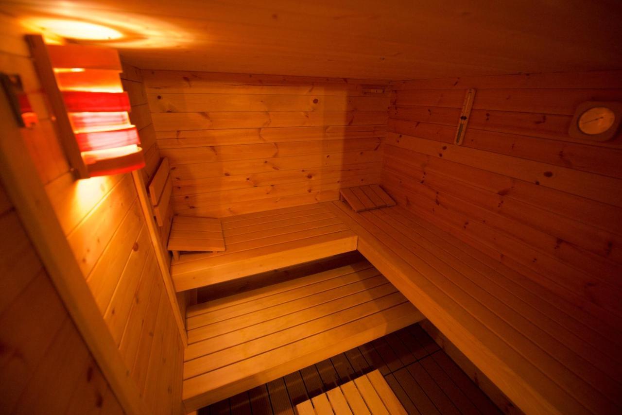 Chalet 4 Personnes Avec Sauna Лейсен Экстерьер фото